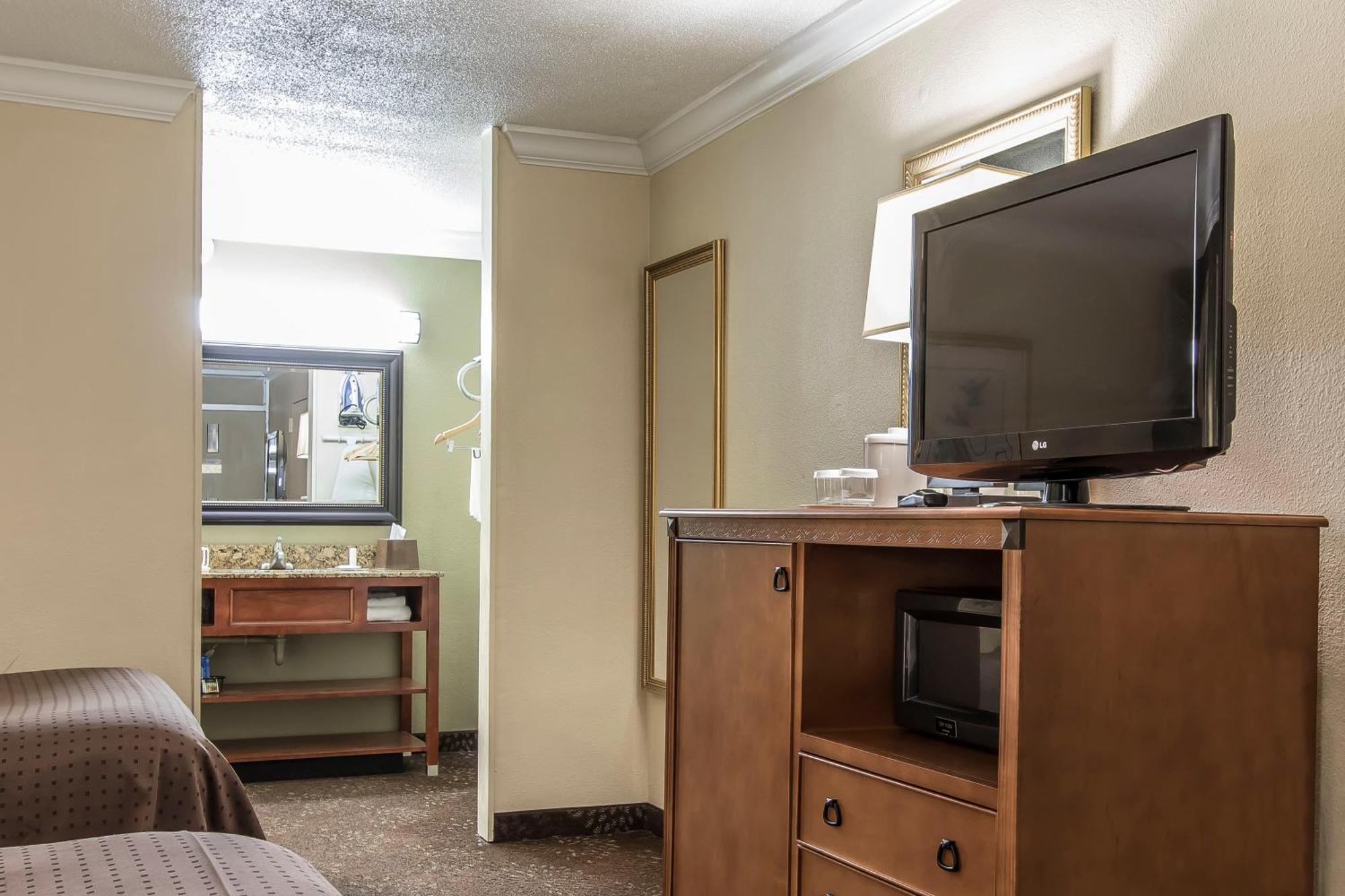Quality Inn モーガン・シティ エクステリア 写真